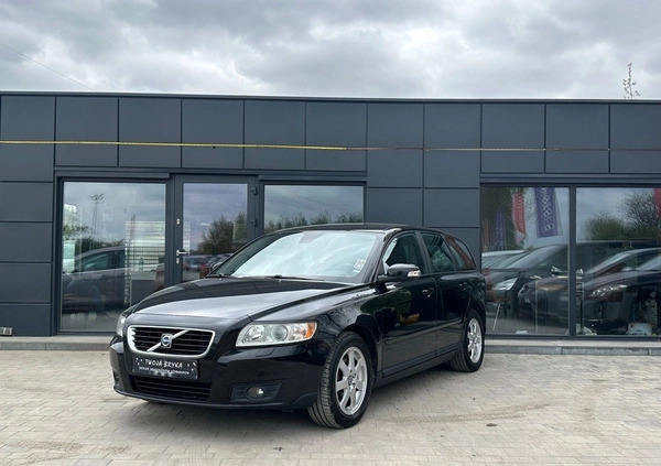 Volvo V50 cena 17900 przebieg: 250000, rok produkcji 2009 z Polanica-Zdrój małe 352